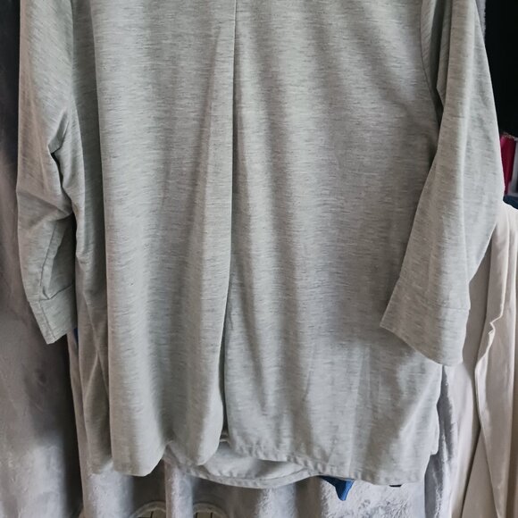 Faded Glory Cowl Drape Neck Gray Top Blouse Pullover Size 2X - Picture 7 of 8